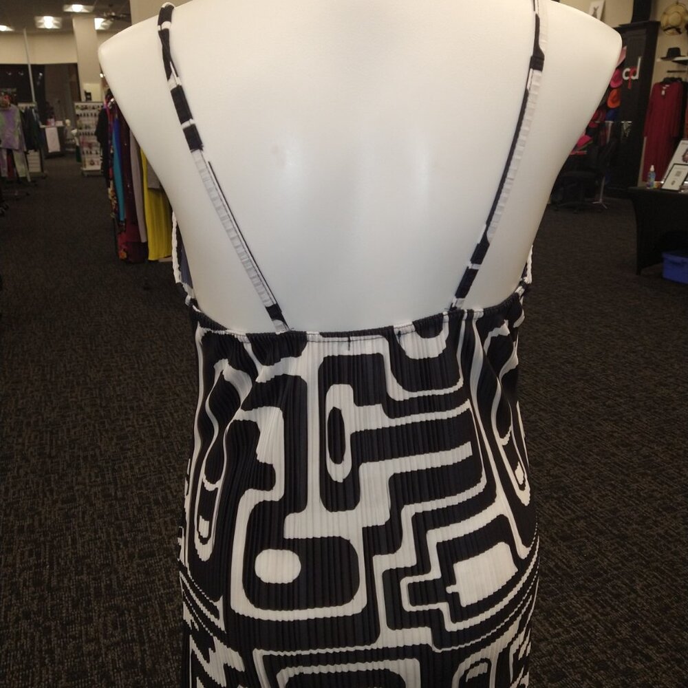 Cocktail Dress - Picture 2 of 2